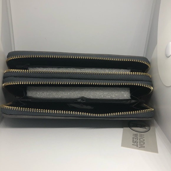 Wallet - Picture 3 of 5